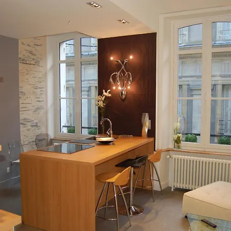 Suit'home Jacobins Lägenhet