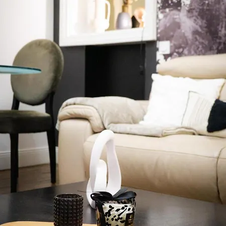 Suit'home Jacobins Lägenhet