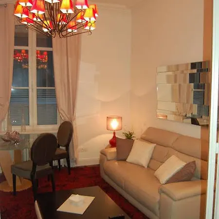 Suit'home Jacobins Lägenhet