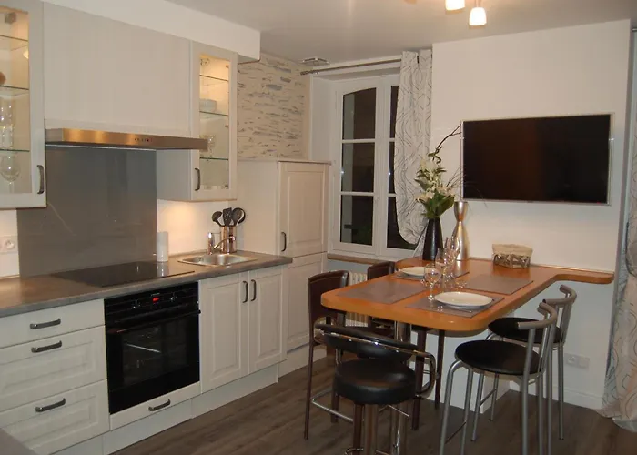 Apartment Suit'home Jacobins