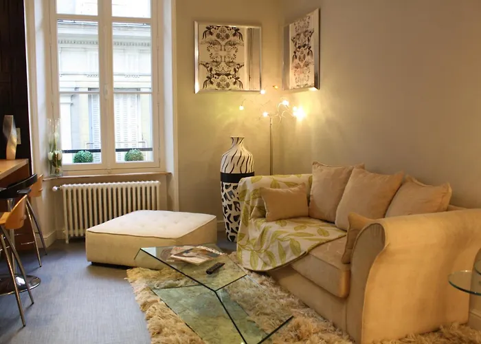 Apartment Suit'home Jacobins *